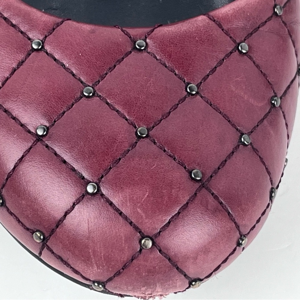 Via Spiga Shoes Ballet Flats Size 8.5 Burgundy Red Quilted Silver Grommets - Picture 12 of 16
